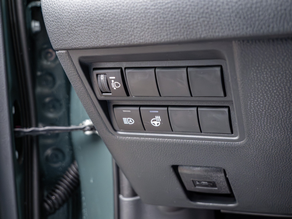 Fahrzeugansicht TOYOTA Yaris Hybrid Style Plus - Bild 35