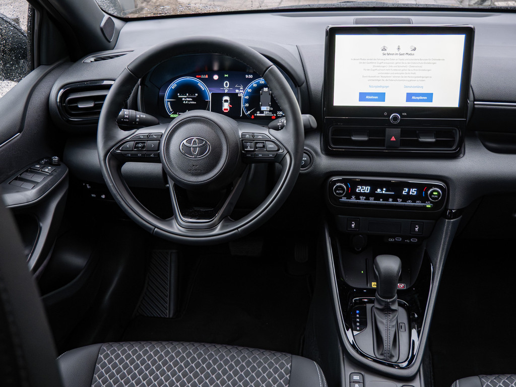 Fahrzeugansicht TOYOTA Yaris Hybrid Style Plus - Bild 9