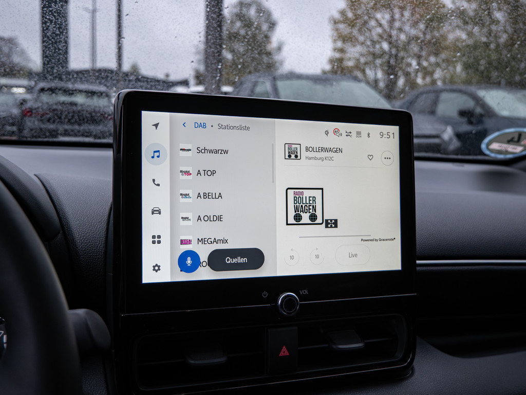 Fahrzeugansicht TOYOTA Yaris Hybrid Style Plus - Bild 15