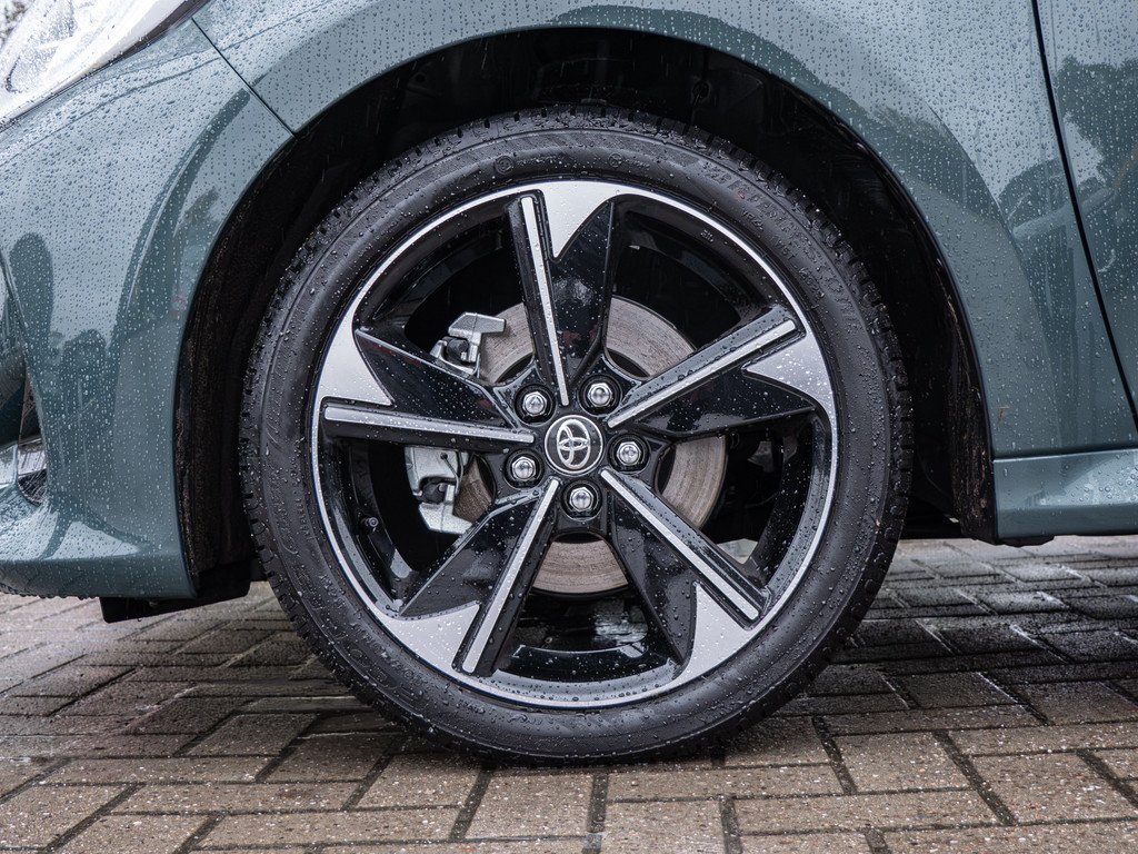 Fahrzeugansicht TOYOTA Yaris Hybrid Style Plus - Bild 45