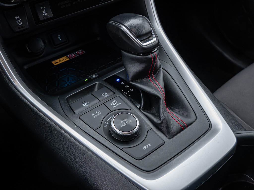 Fahrzeugansicht TOYOTA RAV4 2.5 Plug-in Hybrid 4x4 - Bild 22