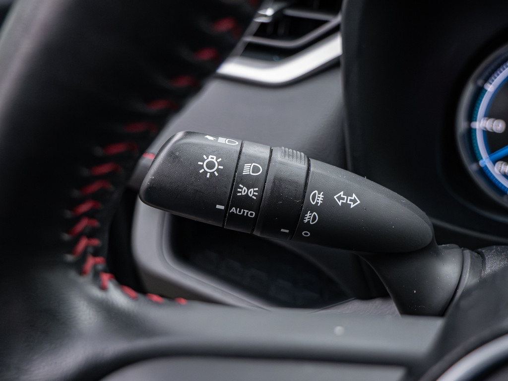 Fahrzeugansicht TOYOTA RAV4 2.5 Plug-in Hybrid 4x4 - Bild 28