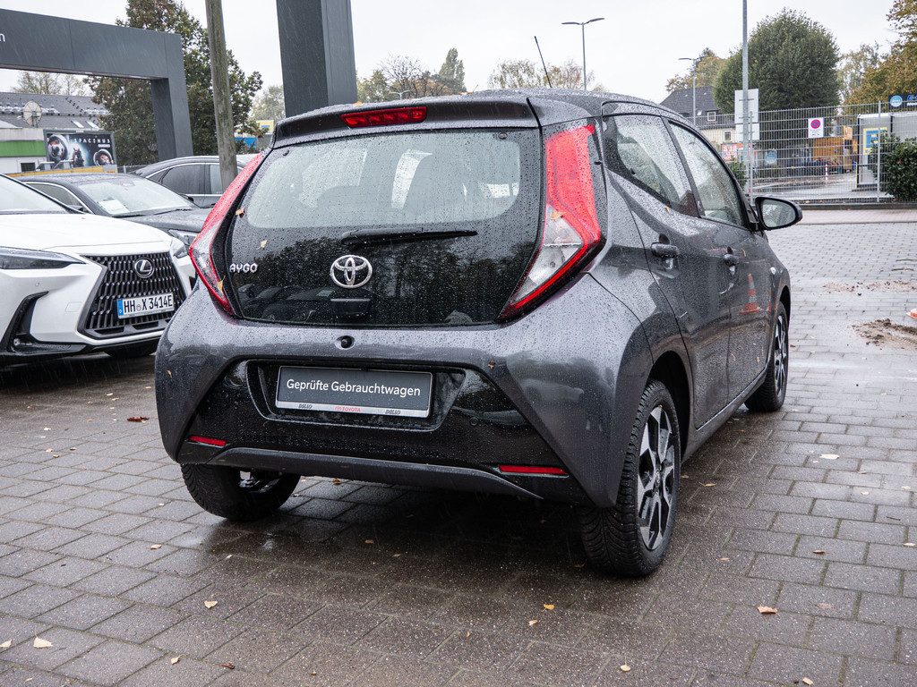 Fahrzeugansicht TOYOTA Aygo 1.0 X Team D - Bild 39