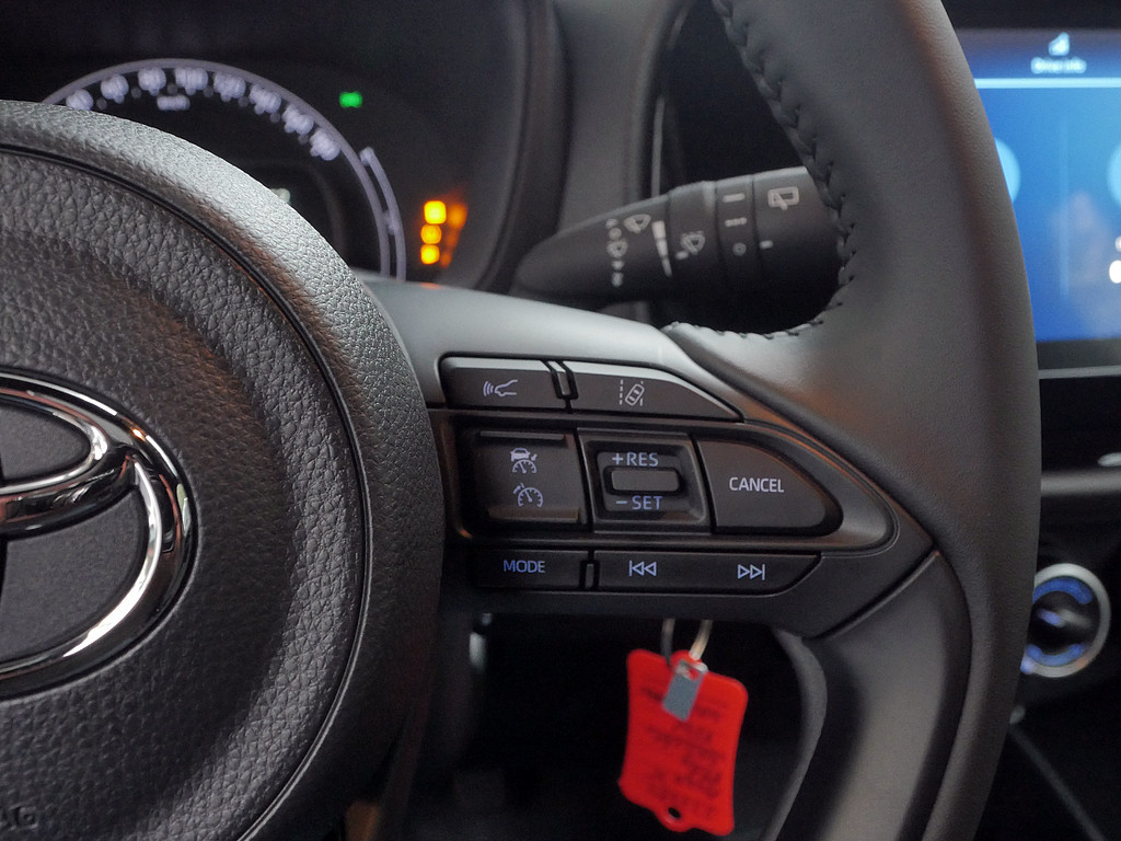 Fahrzeugansicht TOYOTA Aygo X 1.0 Play - Bild 16