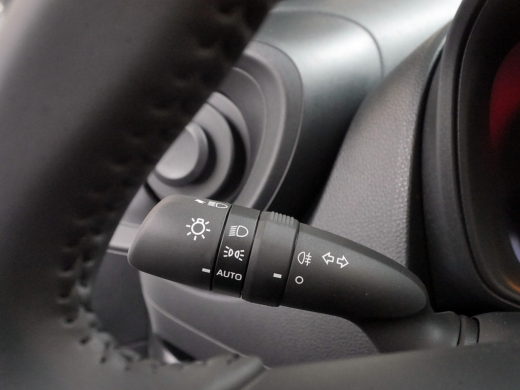 Fahrzeugansicht TOYOTA Aygo X 1.0 Play - Bild 17