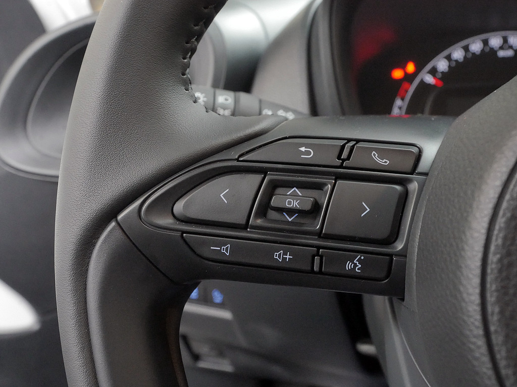 Fahrzeugansicht TOYOTA Aygo X 1.0 Play - Bild 15