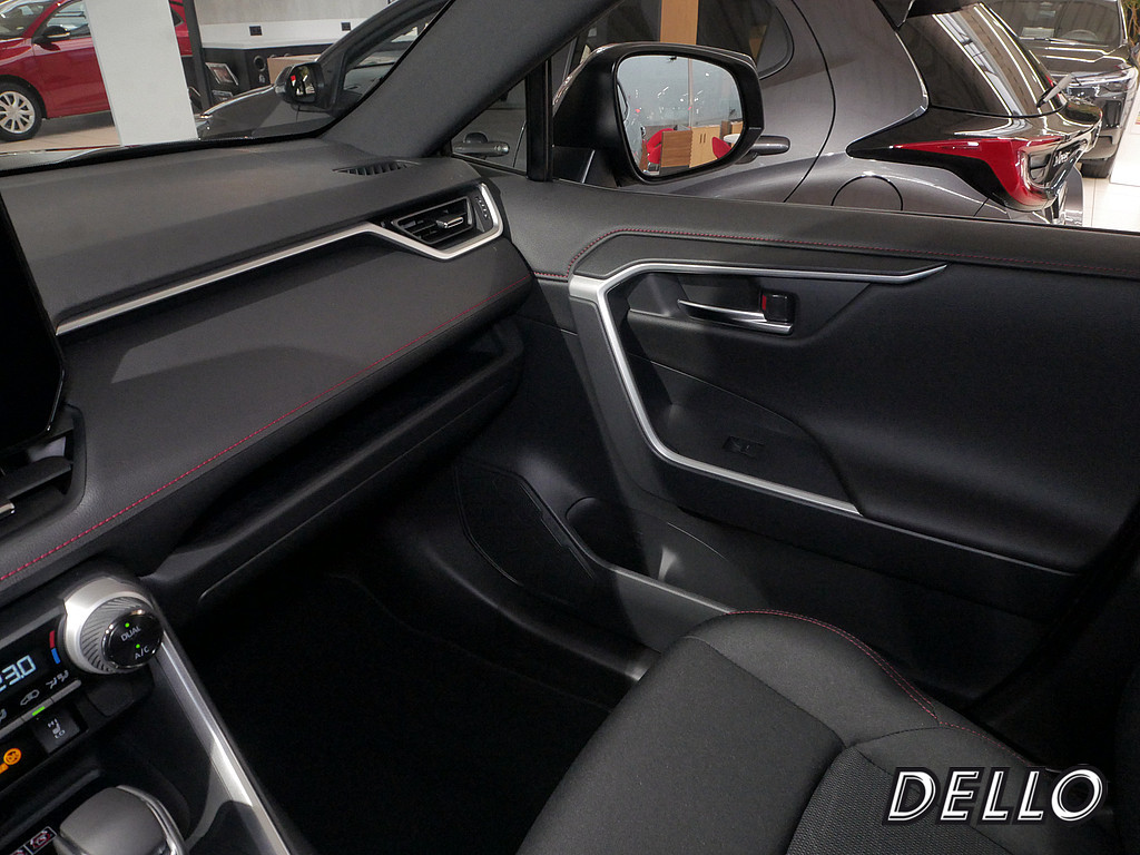 Fahrzeugansicht TOYOTA RAV4 2.5 Plug-in Hybrid 4x4 Teamplayer - Bild 24