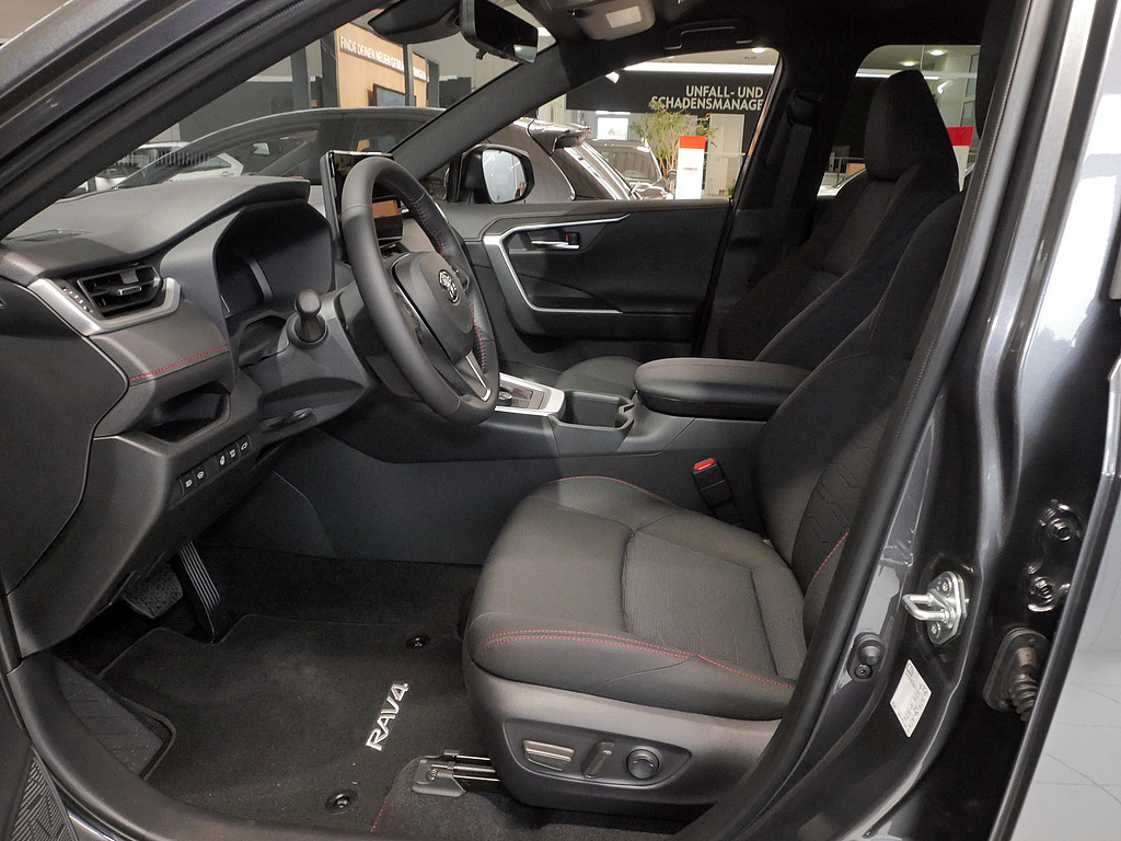 Fahrzeugansicht TOYOTA RAV4 2.5 Plug-in Hybrid 4x4 Teamplayer - Bild 11