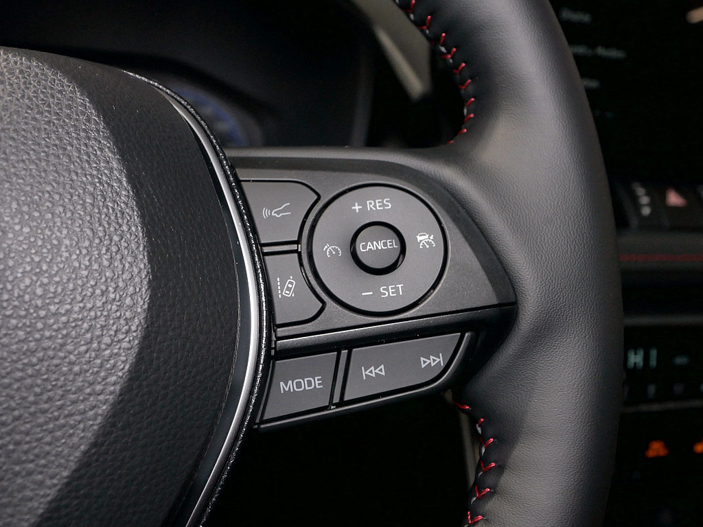 Fahrzeugansicht TOYOTA RAV4 2.5 Plug-in Hybrid 4x4 Teamplayer - Bild 26