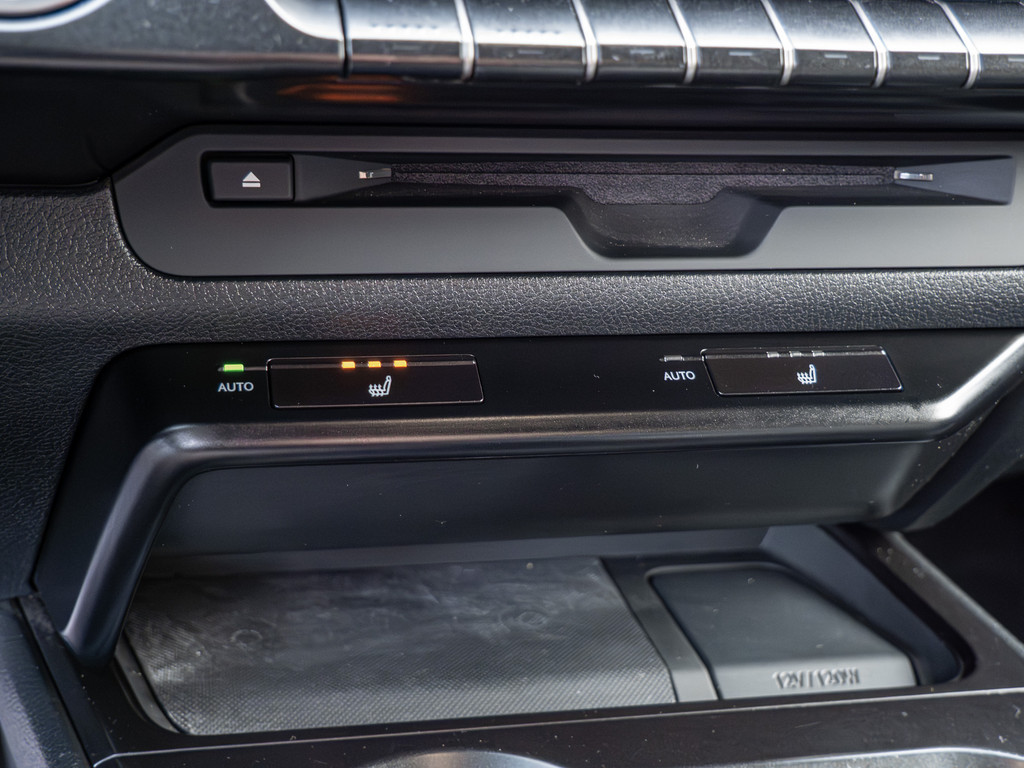 Fahrzeugansicht LEXUS UX 250 h Style+ - Bild 17