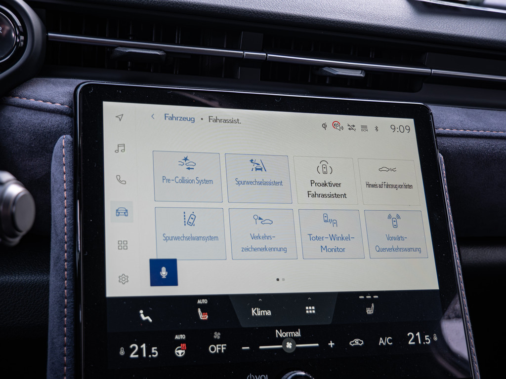 Fahrzeugansicht LEXUS LBX Cool - Bild 15