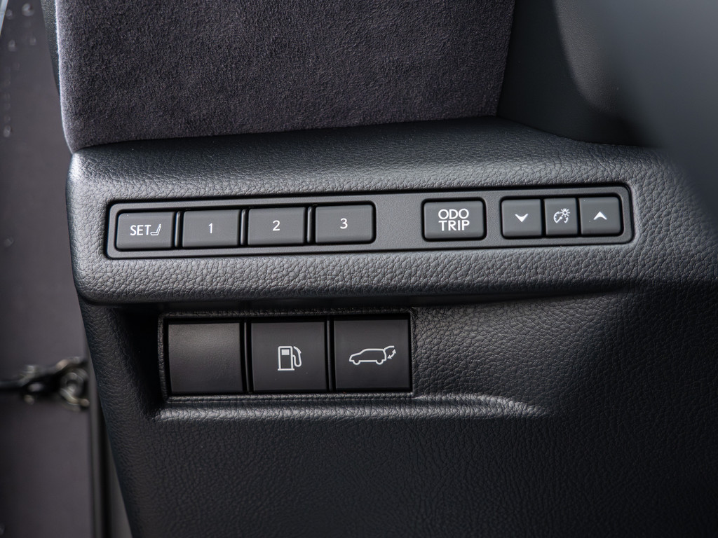 Fahrzeugansicht LEXUS LBX Cool - Bild 32