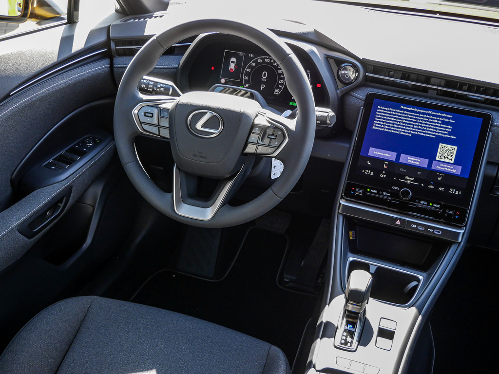 Fahrzeugansicht LEXUS LBX Base - Bild 7