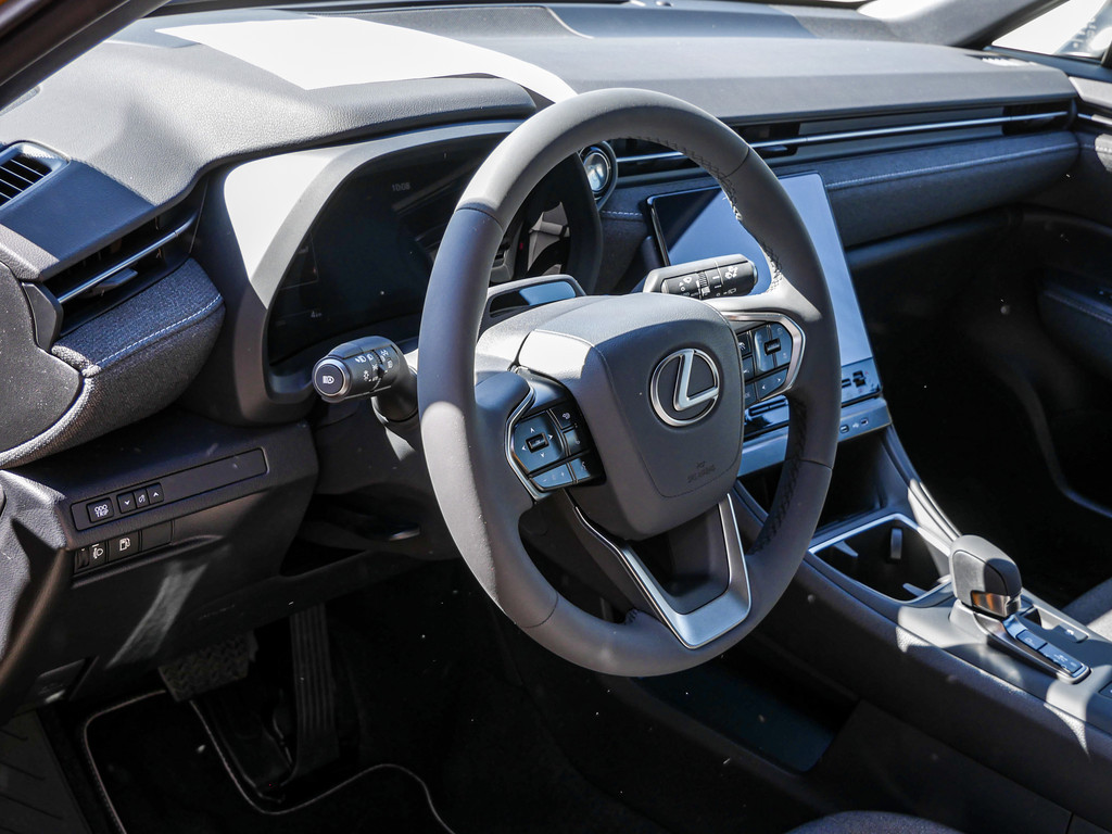 Fahrzeugansicht LEXUS LBX Base - Bild 30