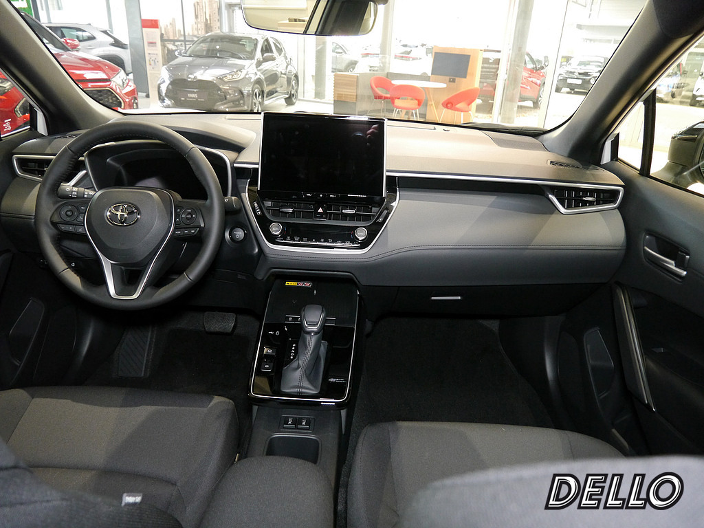 Fahrzeugansicht TOYOTA Corolla Cross 2.0 Hybrid - Bild 41