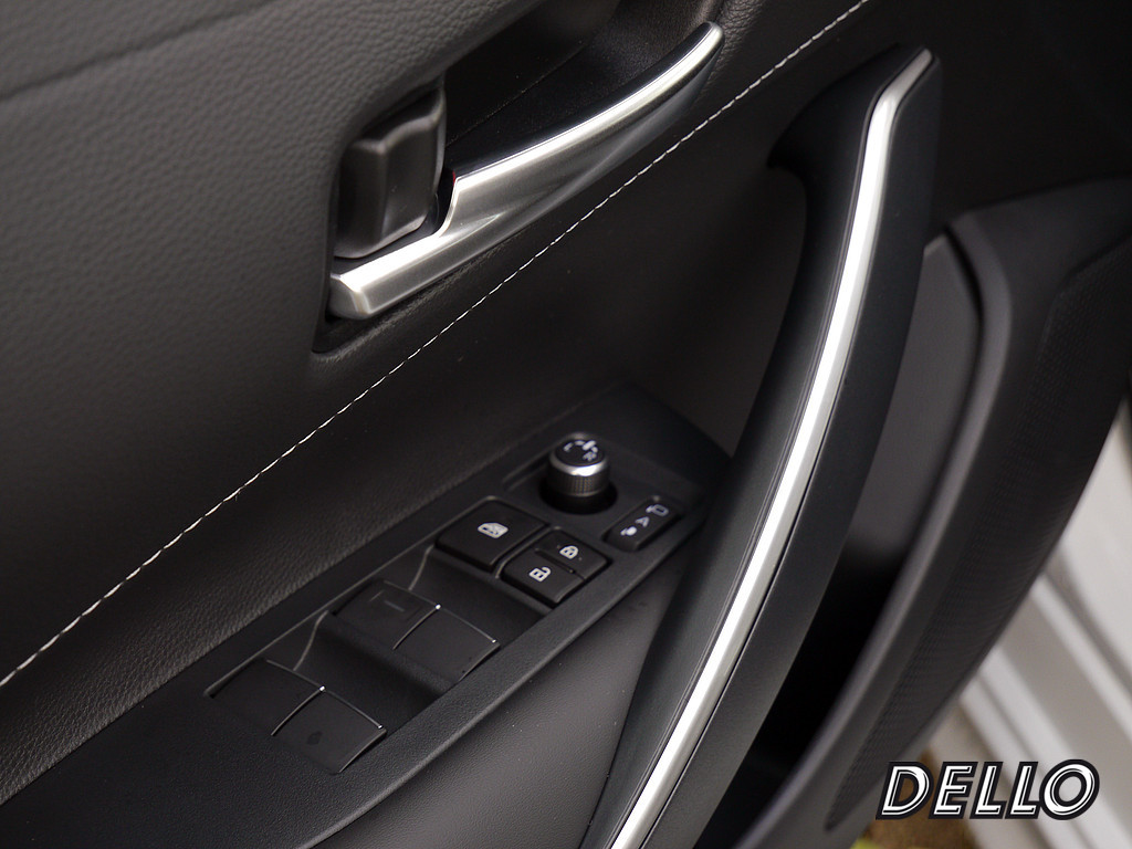 Fahrzeugansicht TOYOTA Corolla 1.8 Hybrid Teamplayer - Bild 6