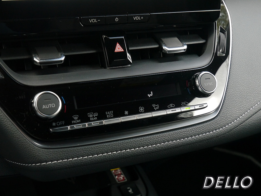 Fahrzeugansicht TOYOTA Corolla 1.8 Hybrid Teamplayer - Bild 13