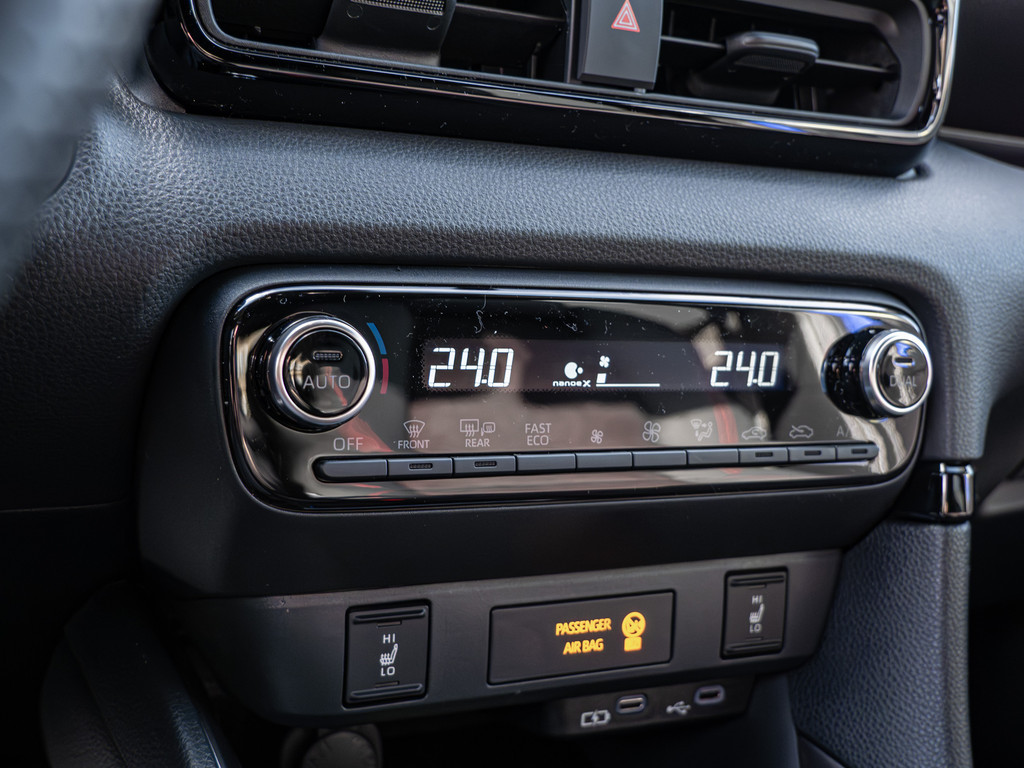 Fahrzeugansicht TOYOTA Yaris 1.5 Hybrid GR Sport - Bild 13