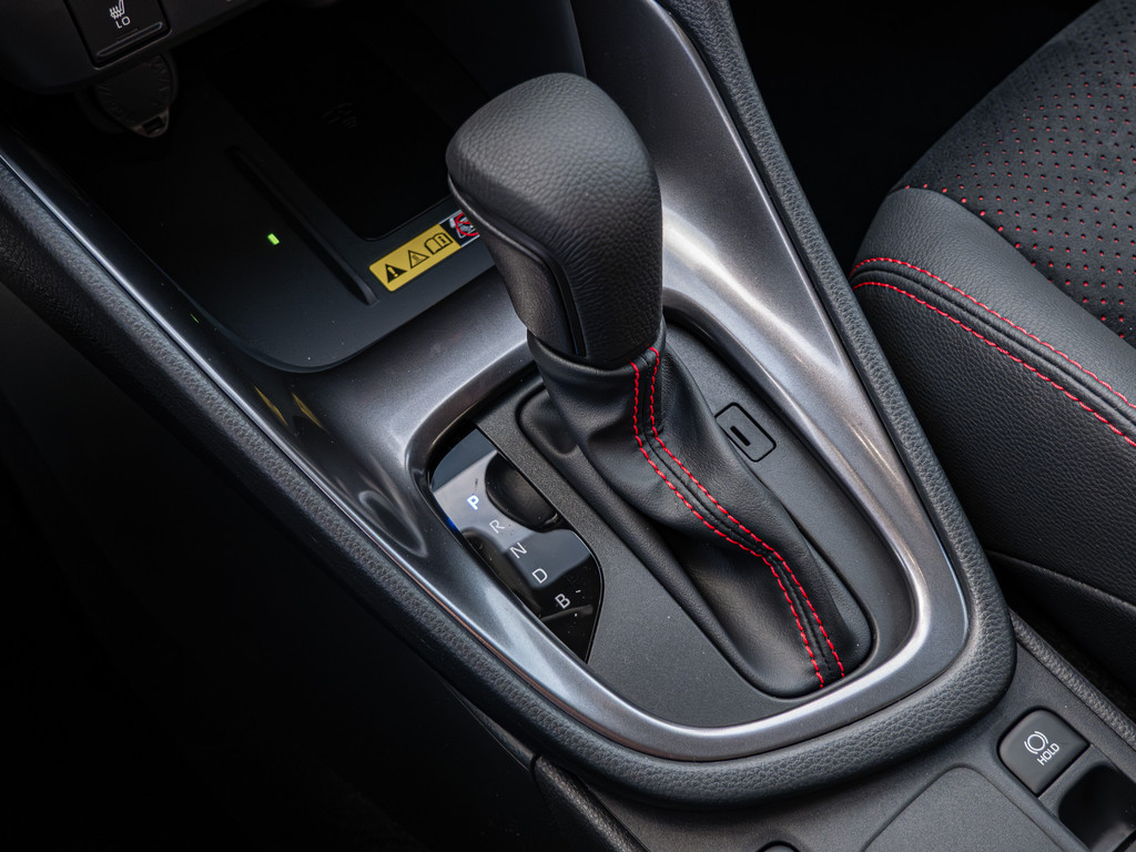 Fahrzeugansicht TOYOTA Yaris 1.5 Hybrid GR Sport - Bild 16