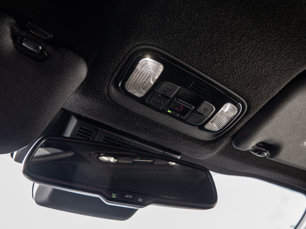 Fahrzeugansicht TOYOTA Yaris 1.5 Hybrid GR Sport - Bild 19