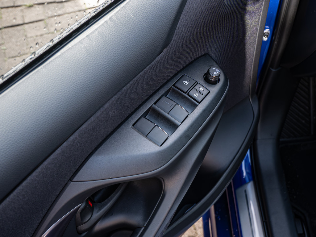 Fahrzeugansicht TOYOTA Yaris 1.5 Hybrid GR Sport - Bild 32