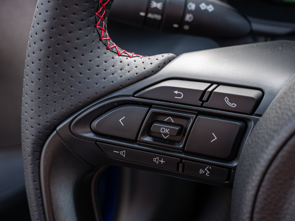 Fahrzeugansicht TOYOTA Yaris 1.5 Hybrid GR Sport - Bild 25