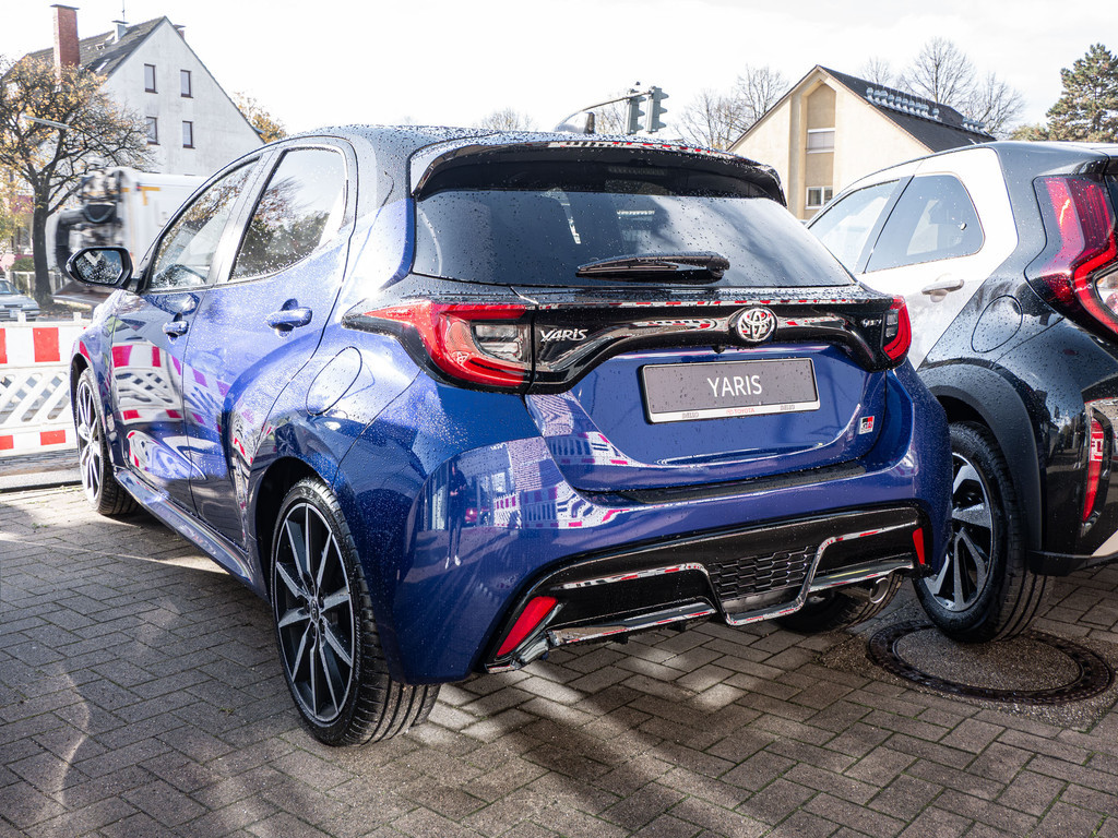 Fahrzeugansicht TOYOTA Yaris 1.5 Hybrid GR Sport - Bild 35
