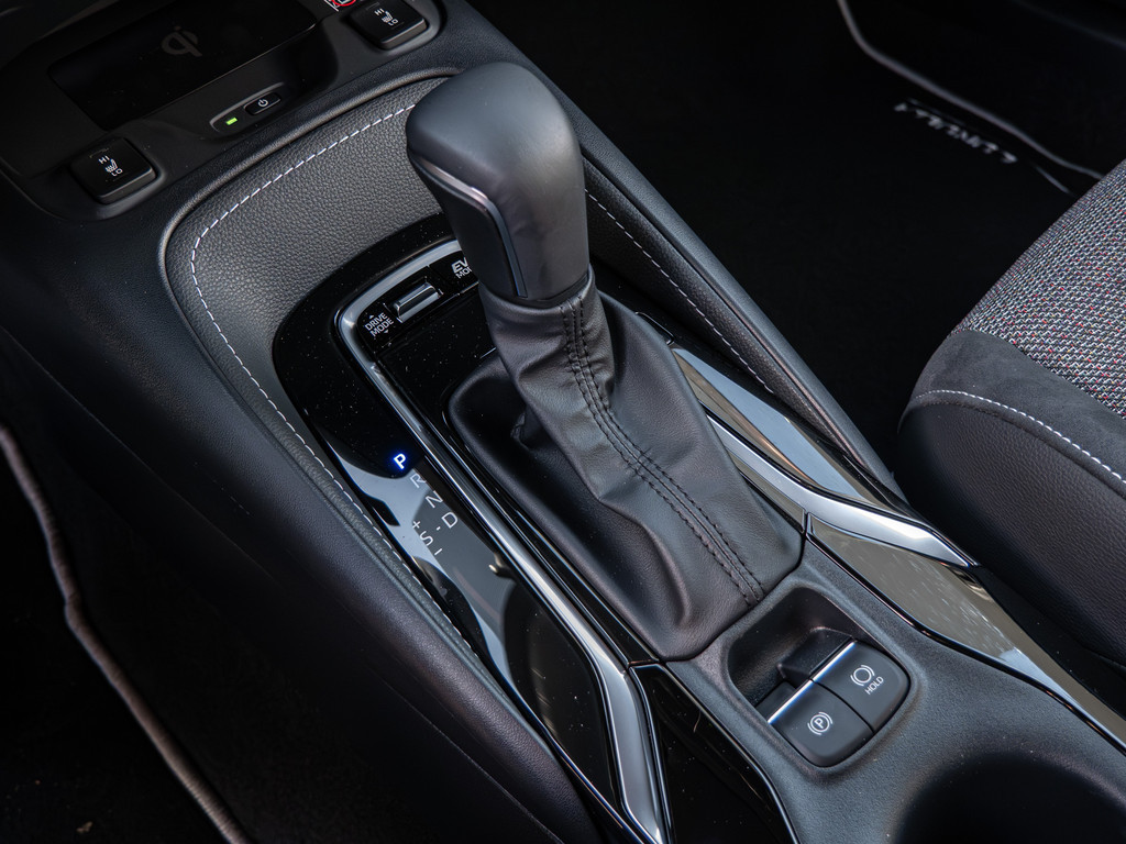 Fahrzeugansicht TOYOTA Corolla Touring Sports 2.0 Hybrid Teamplayer - Bild 19