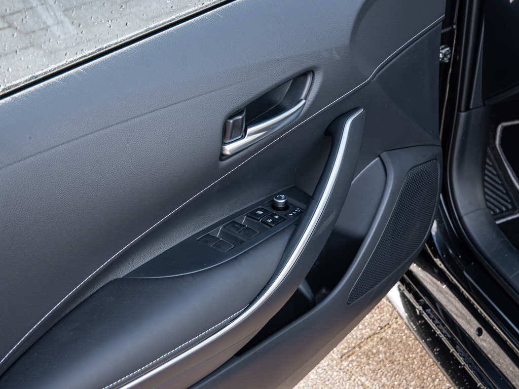 Fahrzeugansicht TOYOTA Corolla Touring Sports 2.0 Hybrid Teamplayer - Bild 33