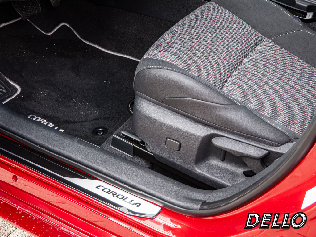 Fahrzeugansicht TOYOTA Corolla Touring Sports 2.0 Hybrid Teamplayer - Bild 35