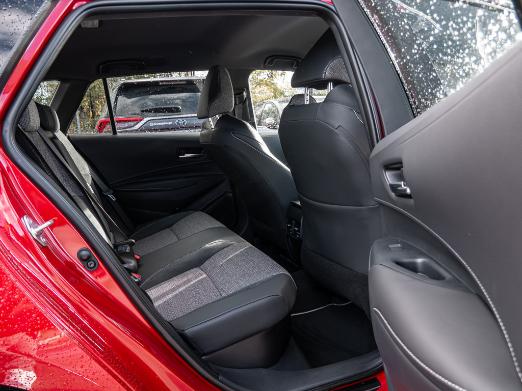 Fahrzeugansicht TOYOTA Corolla Touring Sports 2.0 Hybrid Teamplayer - Bild 5