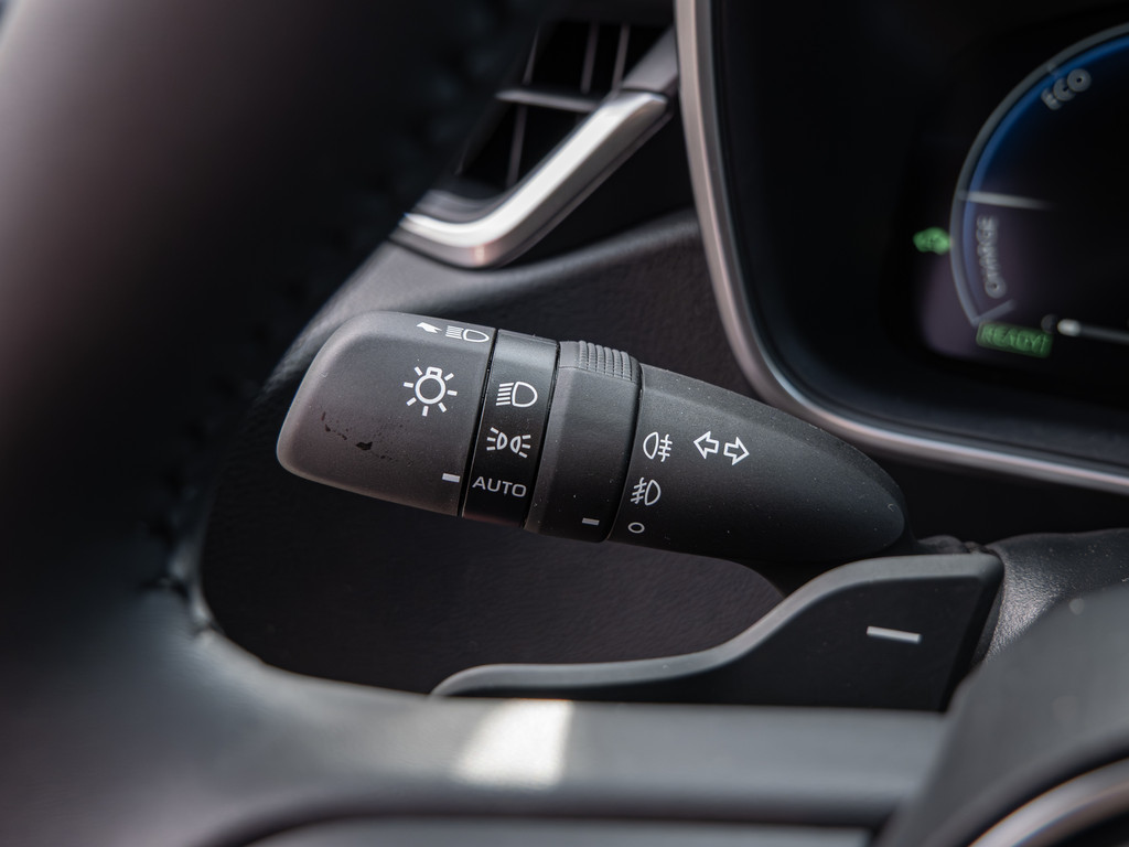 Fahrzeugansicht TOYOTA Corolla Touring Sports 2.0 Hybrid Teamplayer - Bild 26