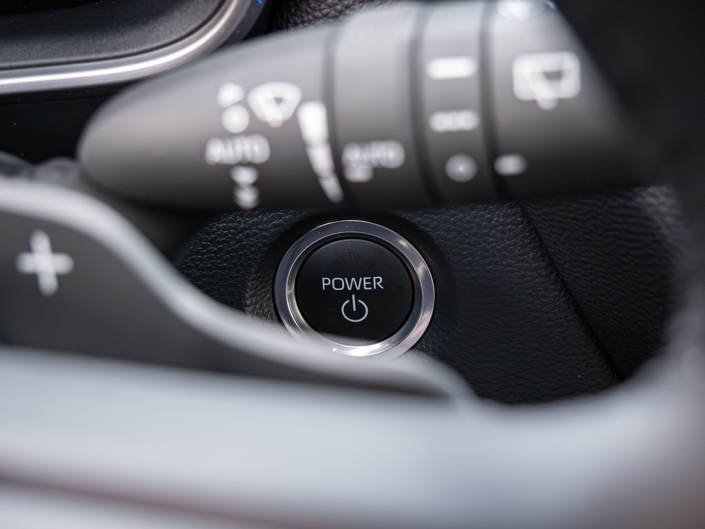 Fahrzeugansicht TOYOTA Corolla Touring Sports 2.0 Hybrid Teamplayer - Bild 28