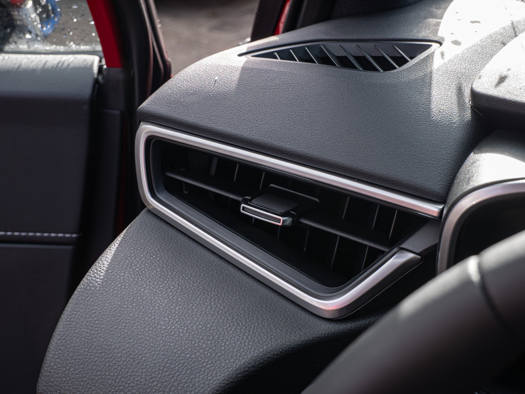 Fahrzeugansicht TOYOTA Corolla Touring Sports 2.0 Hybrid Teamplayer - Bild 31