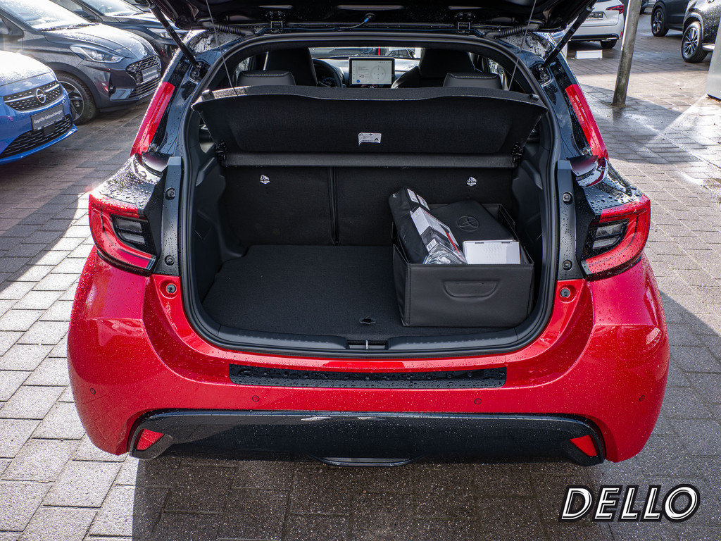 Fahrzeugansicht TOYOTA Yaris 1.5 Hybrid Style Plus - Bild 9