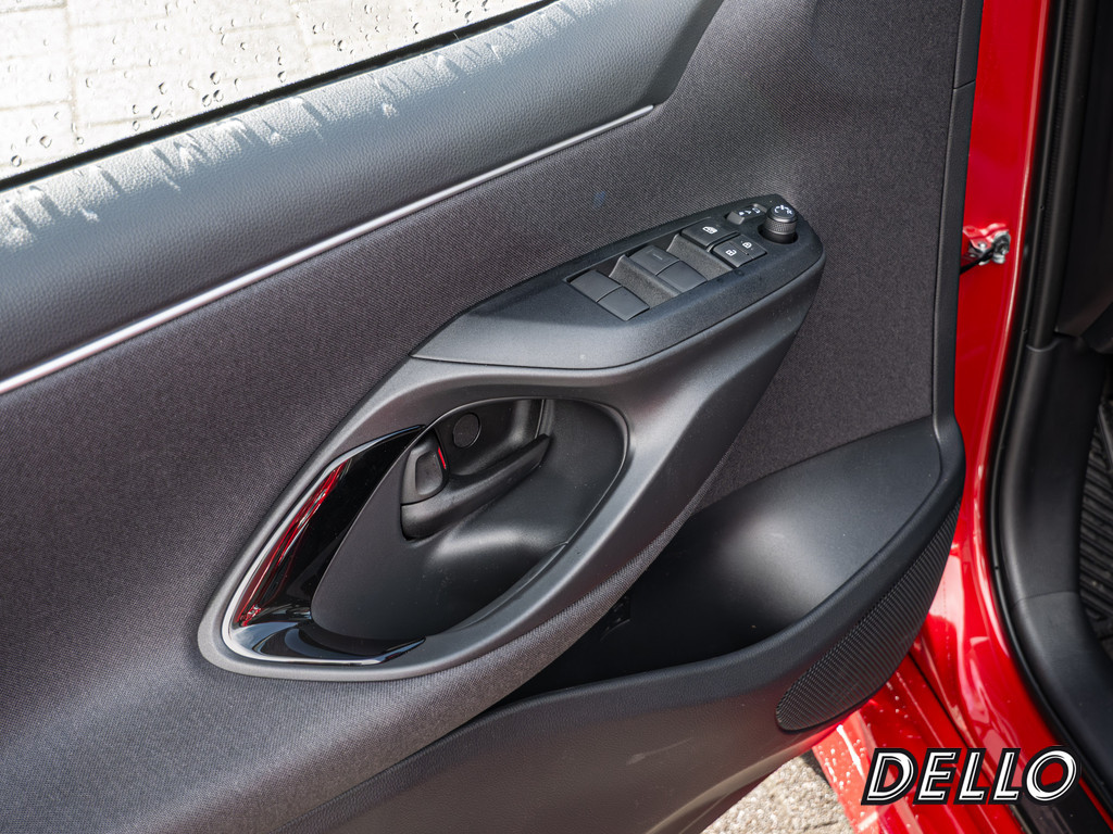 Fahrzeugansicht TOYOTA Yaris 1.5 Hybrid Style Plus - Bild 33