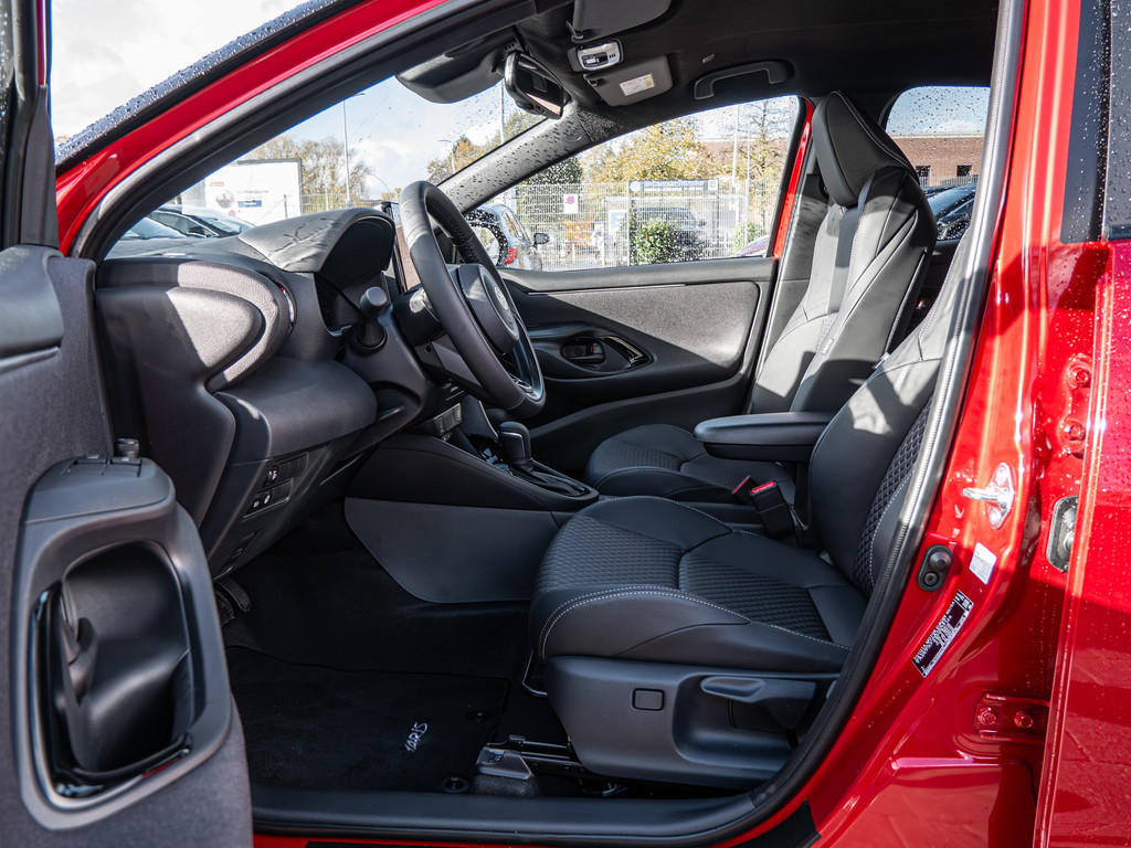 Fahrzeugansicht TOYOTA Yaris 1.5 Hybrid Style Plus - Bild 2