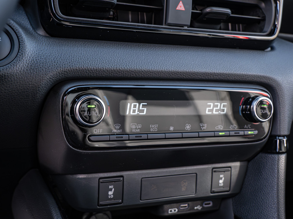 Fahrzeugansicht TOYOTA Yaris 1.5 Hybrid Style Plus - Bild 15