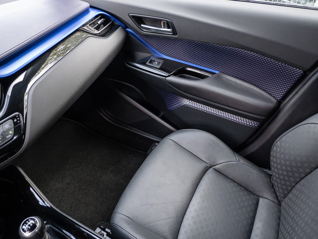 Fahrzeugansicht TOYOTA C-HR 1.2 Style - Bild 19