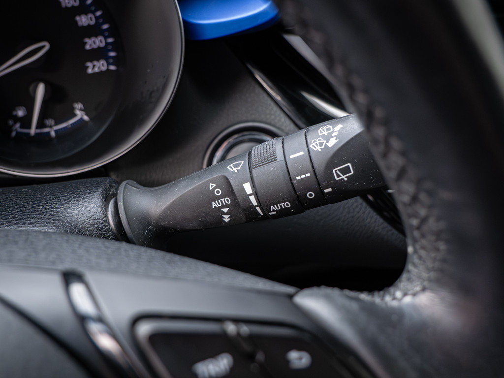 Fahrzeugansicht TOYOTA C-HR 1.2 Style - Bild 22