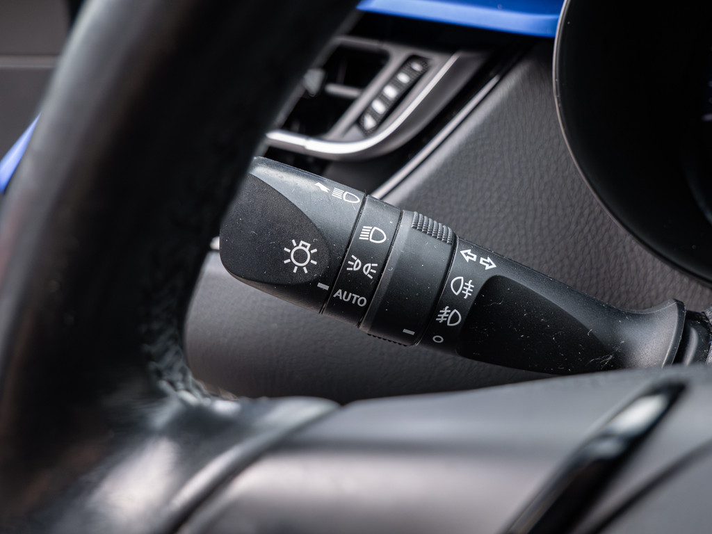 Fahrzeugansicht TOYOTA C-HR 1.2 Style - Bild 25