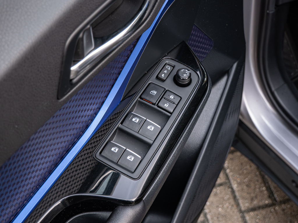 Fahrzeugansicht TOYOTA C-HR 1.2 Style - Bild 36