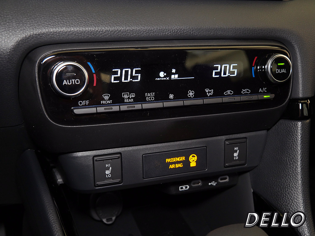 Fahrzeugansicht TOYOTA Yaris Hybrid 1.5 VVT-i Style Plus - Bild 16