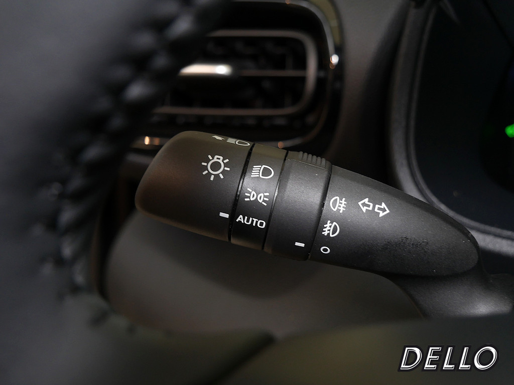 Fahrzeugansicht TOYOTA Yaris Hybrid 1.5 VVT-i Style Plus - Bild 25