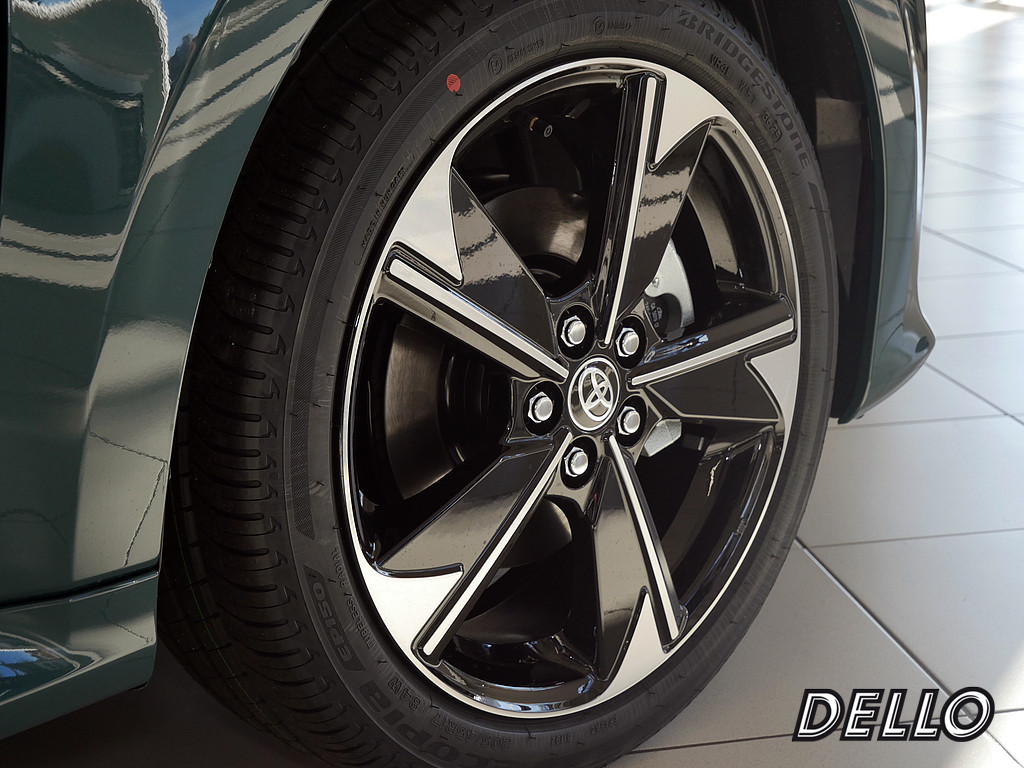 Fahrzeugansicht TOYOTA Yaris Hybrid 1.5 VVT-i Style Plus - Bild 5