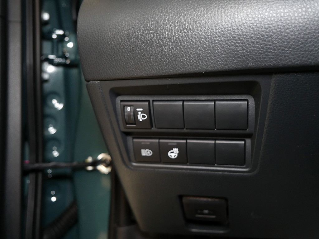 Fahrzeugansicht TOYOTA Yaris Hybrid 1.5 VVT-i Style Plus - Bild 24