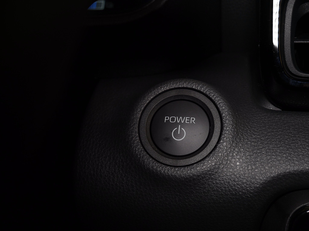 Fahrzeugansicht TOYOTA Yaris Hybrid 1.5 VVT-i Style Plus - Bild 27