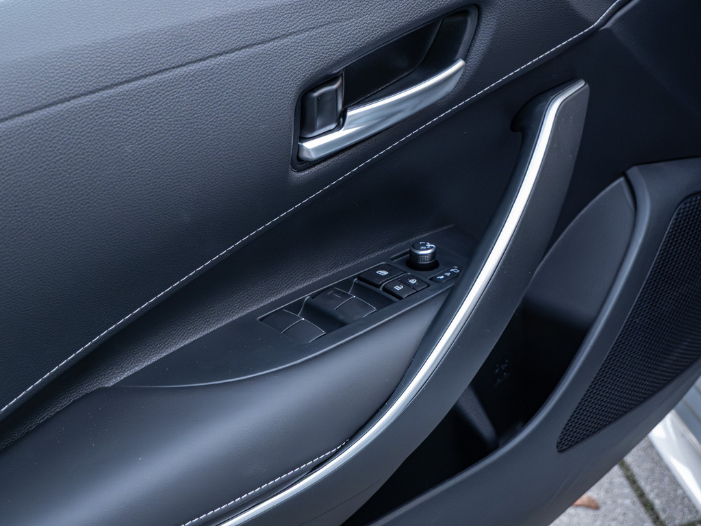 Fahrzeugansicht TOYOTA Corolla Touring Sports 2.0 Hybrid Teamplayer - Bild 37