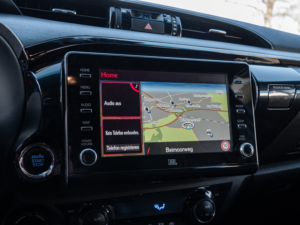 Fahrzeugansicht TOYOTA Hilux 2.8 Double Cab Invincible 4x4 - Bild 17