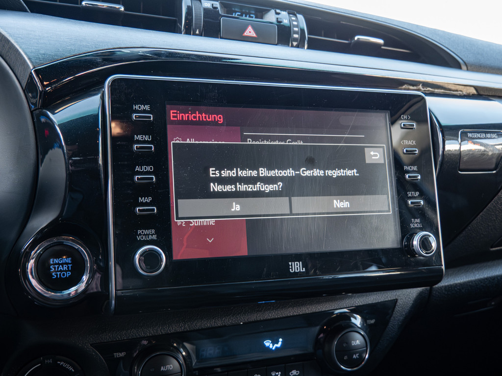 Fahrzeugansicht TOYOTA Hilux 2.8 Double Cab Invincible 4x4 - Bild 20